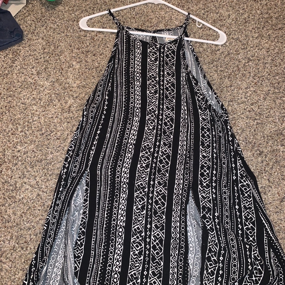 Black and White Patterned Tunic